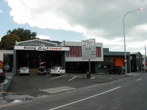 41 - 43 BOSTON RD - AUCKLAND