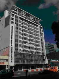 FOURTEEN STOREY APARTMENT BUILDING – AUCKLAND